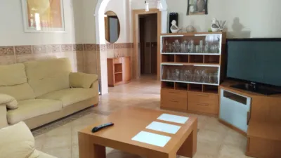 Finca rústica en alquiler en La Verónica - La Vega, Zona Cueva de Menga (Antequera) de 1.200 €<span>/mes</span>
