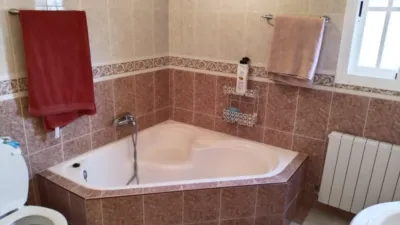 Finca rústica en alquiler en La Verónica - La Vega, Zona Cueva de Menga (Antequera) de 1.200 €<span>/mes</span>