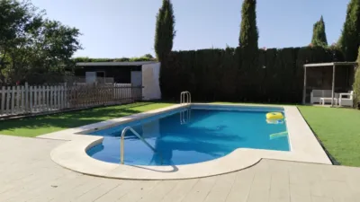 Finca rústica en alquiler en La Verónica - La Vega, Zona Cueva de Menga (Antequera) de 1.200 €<span>/mes</span>