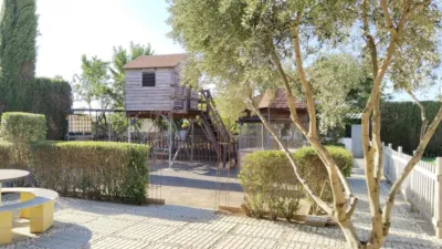 Finca rústica en alquiler en La Verónica - La Vega, Zona Cueva de Menga (Antequera) de 1.200 €<span>/mes</span>