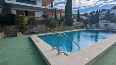 Chalet on Carrer d'Arquimedes photo 41
