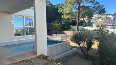 Chalet on Carrer de Roses photo 18