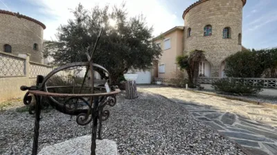 Chalet on Carrer del Fluvià photo 46