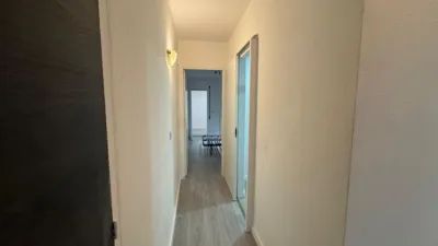 Apartment on Carrer de Madrid photo 11
