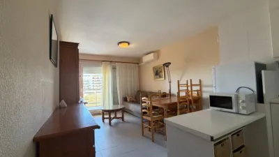 Apartment on Carles Fages de Climent Street photo 11