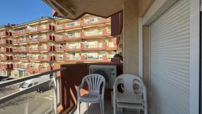 Apartment on Carles Fages de Climent Street photo 5