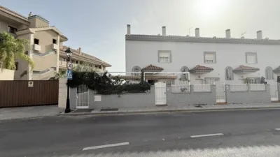 Terraced House in Los Pacos photo 51