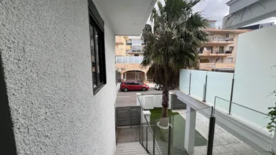 Chalet on Carrer de la Roca Negra photo 3