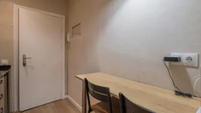 Flat on Calle de Luis Vélez de Guevara photo 3