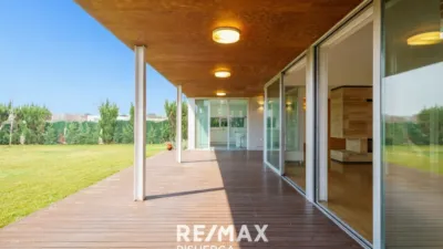Chalet en alquiler en Calle Portugal, 25, Laguna de Duero de 2.500 €<span>/mes</span>