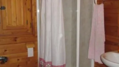 Chalet on Fuente del Campo Street, No. 50 photo 4
