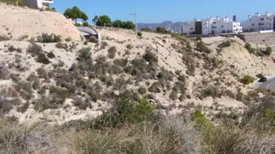 Terreno en venta en Camporrosso Village - Vista 3