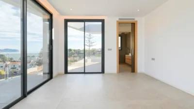 Chalet in Playa Fustera photo 17