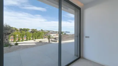 Chalet in Playa Fustera photo 34