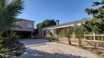 Chalet on Marina Street photo 4