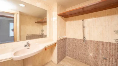 Apartment in Garbinet-Parque de Las Avenidas photo 21