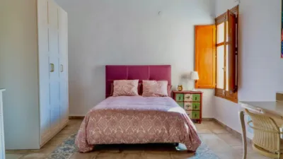 House on Carrer del General Herrero photo 11