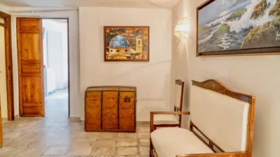 House on Carrer del General Herrero photo 18