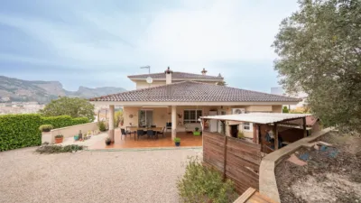 Chalet on Carrer Sant Joan de Ribera photo 36