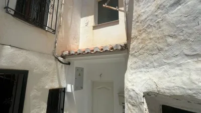 Apartment on Calle Francisca Hidalgo photo 5