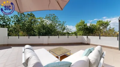 Piso en venta en Carrer del Riu Bidasoa, Benicalap (Distrito Benicalap. València Capital) de 550.000 €