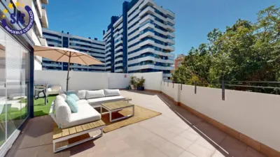 Piso en venta en Carrer del Riu Bidasoa, Benicalap (Distrito Benicalap. València Capital) de 550.000 €