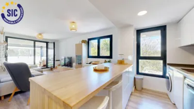 Piso en venta en Carrer del Riu Bidasoa, Benicalap (Distrito Benicalap. València Capital) de 550.000 €