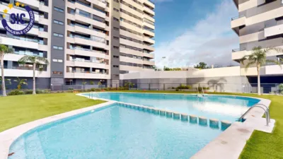 Piso en venta en Carrer del Riu Bidasoa, Benicalap (Distrito Benicalap. València Capital) de 550.000 €