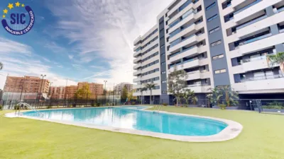 Piso en venta en Carrer del Riu Bidasoa, Benicalap (Distrito Benicalap. València Capital) de 550.000 €