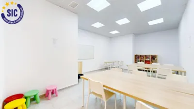 Piso en venta en Carrer del Riu Bidasoa, Benicalap (Distrito Benicalap. València Capital) de 550.000 €