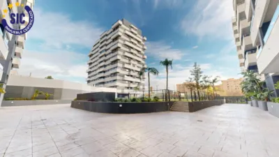 Piso en venta en Carrer del Riu Bidasoa, Benicalap (Distrito Benicalap. València Capital) de 550.000 €