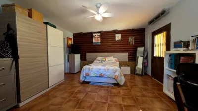 Chalet on Calle Diseminado Huertos San Roque photo 38