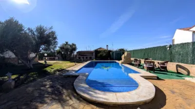 Chalet on Calle Diseminado Huertos San Roque photo 4