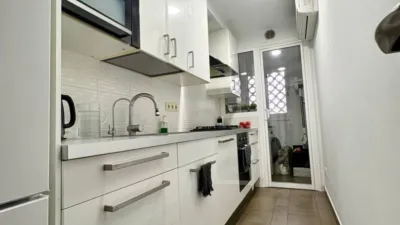 Apartment in Carrer d'Enric Morera photo 10