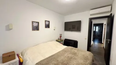 Apartment in Carrer d'Enric Morera photo 15