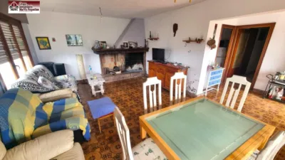 House in Urbanizations photo 4