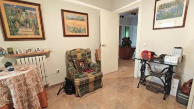 House in Centre photo 18