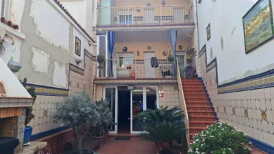 House in Centre photo 48