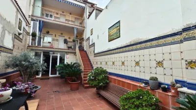 House in Centre photo 51