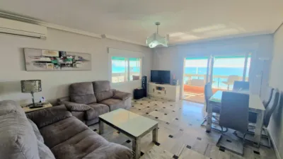 Apartment on the 1st Line photo 15