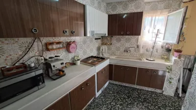 House in Centre photo 31