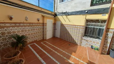 House in Centre photo 6