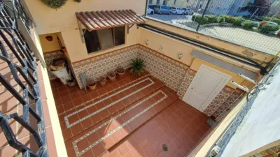 House in Centre photo 8