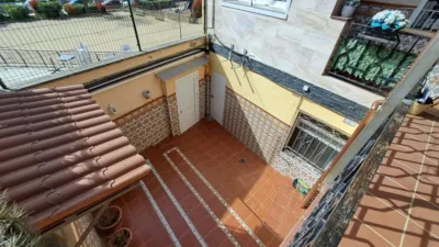 House in Centre photo 9