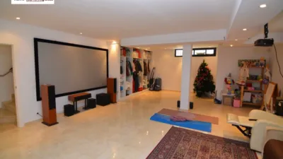 Chalet in Alberca photo 26