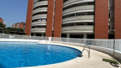 Piso en alquiler en Jardines de Hércules, Bellavista (Distrito Bellavista-La Palmera. Sevilla Capital) de 900 €<span>/mes</span>