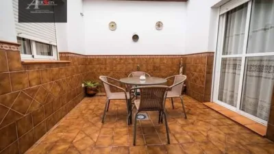 House in La Alhambra photo 13