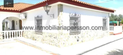 Chalet in Los Algarbes photo 19