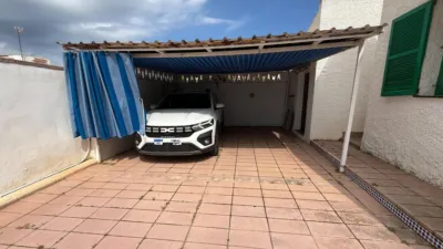 Chalet on Ciudad de San Sebastián Street photo 11