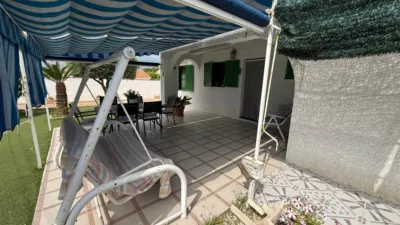 Chalet on Ciudad de San Sebastián Street photo 2